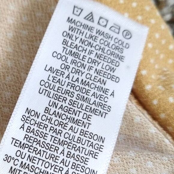 Adrianna Papell 1X Butter Yellow with White Polka Dots Flutter Sleeve Top - Picture 5 of 8